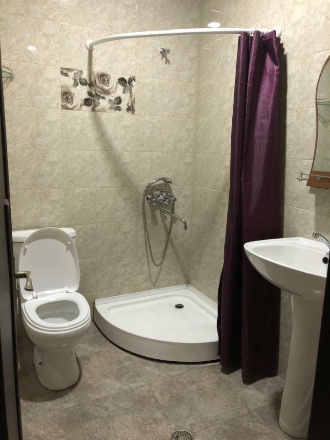 לאגודחי La Deka Guesthouse מראה חיצוני תמונה
